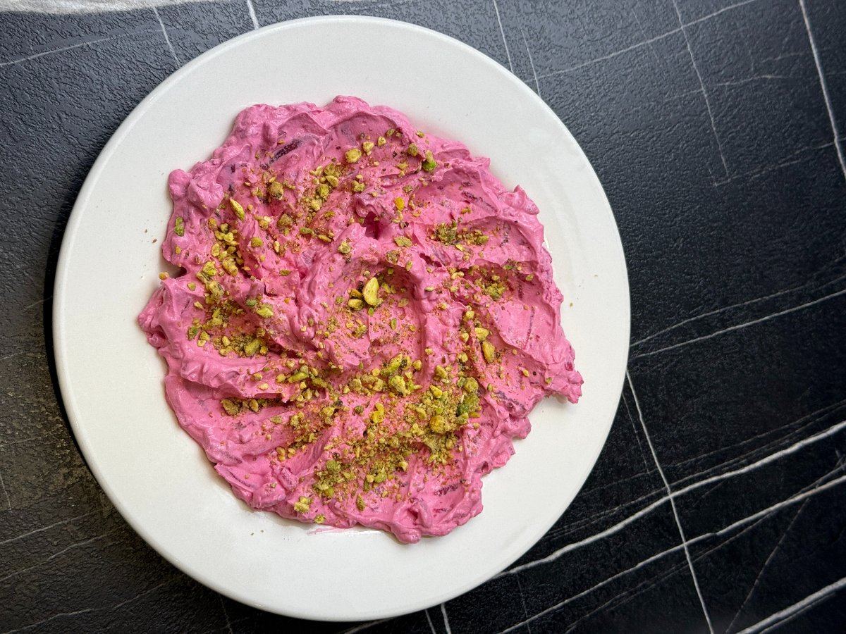 Pink Lady / Pembe Kadin