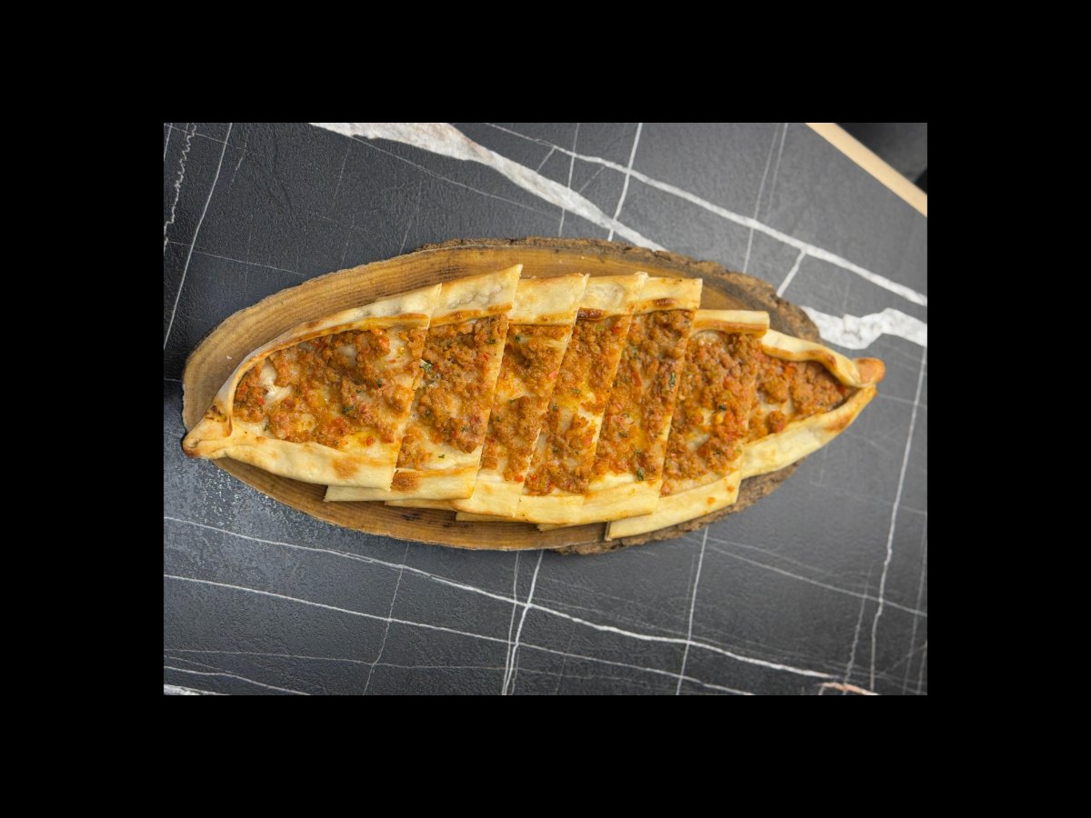 Lahmacun (2 pieces)